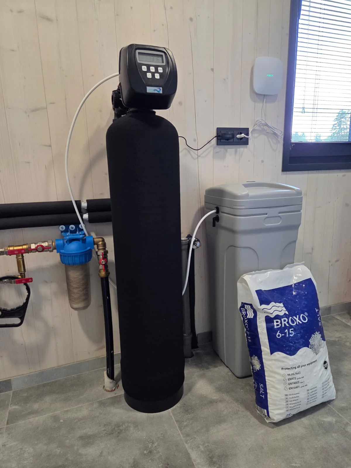 Melns ūdens filtrs privātmājā